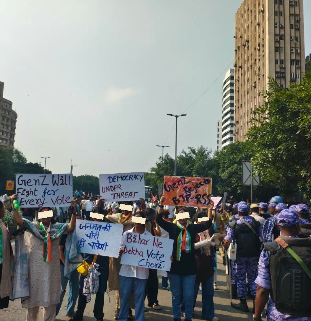 From The 'One Protest' march to the Supreme Court, photographed at New Delhi. In the Democracy by Design archive.